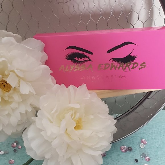 BNIB》*LTD* ABH x Alyssa Edwards Eye Shadows - Picture 5 of 5